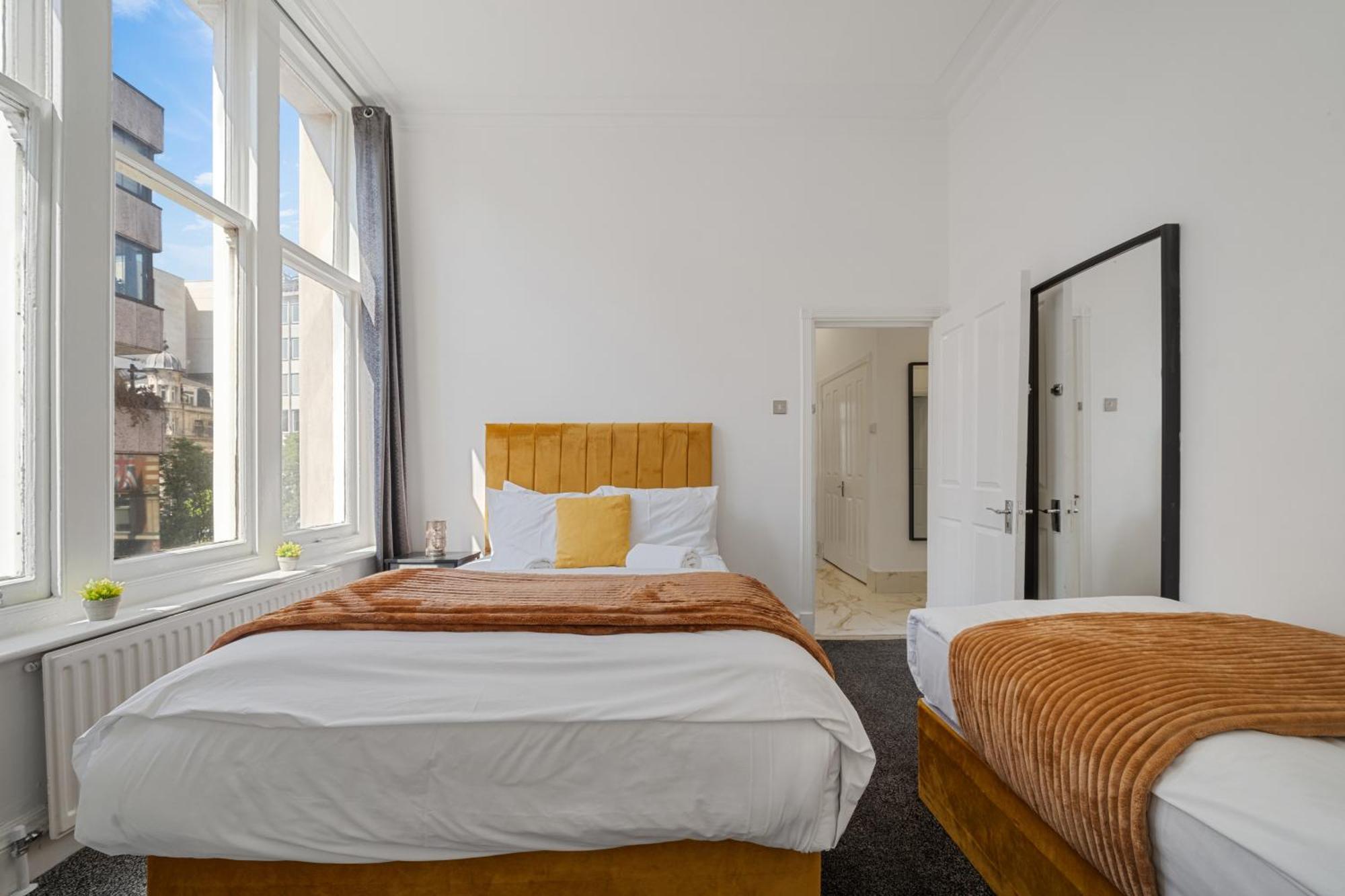 Spacious 3-Bedroom Residence In Exclusive Mayfair 7Gc London Bagian luar foto